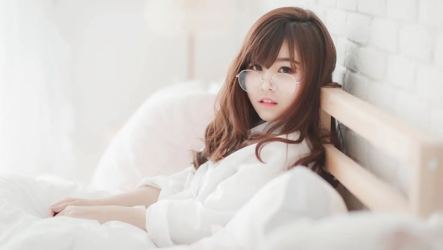 腾讯公告限制游戏时间，网友：玩游戏也要调休？